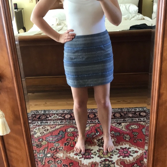 Mini skirt - Picture 3 of 3